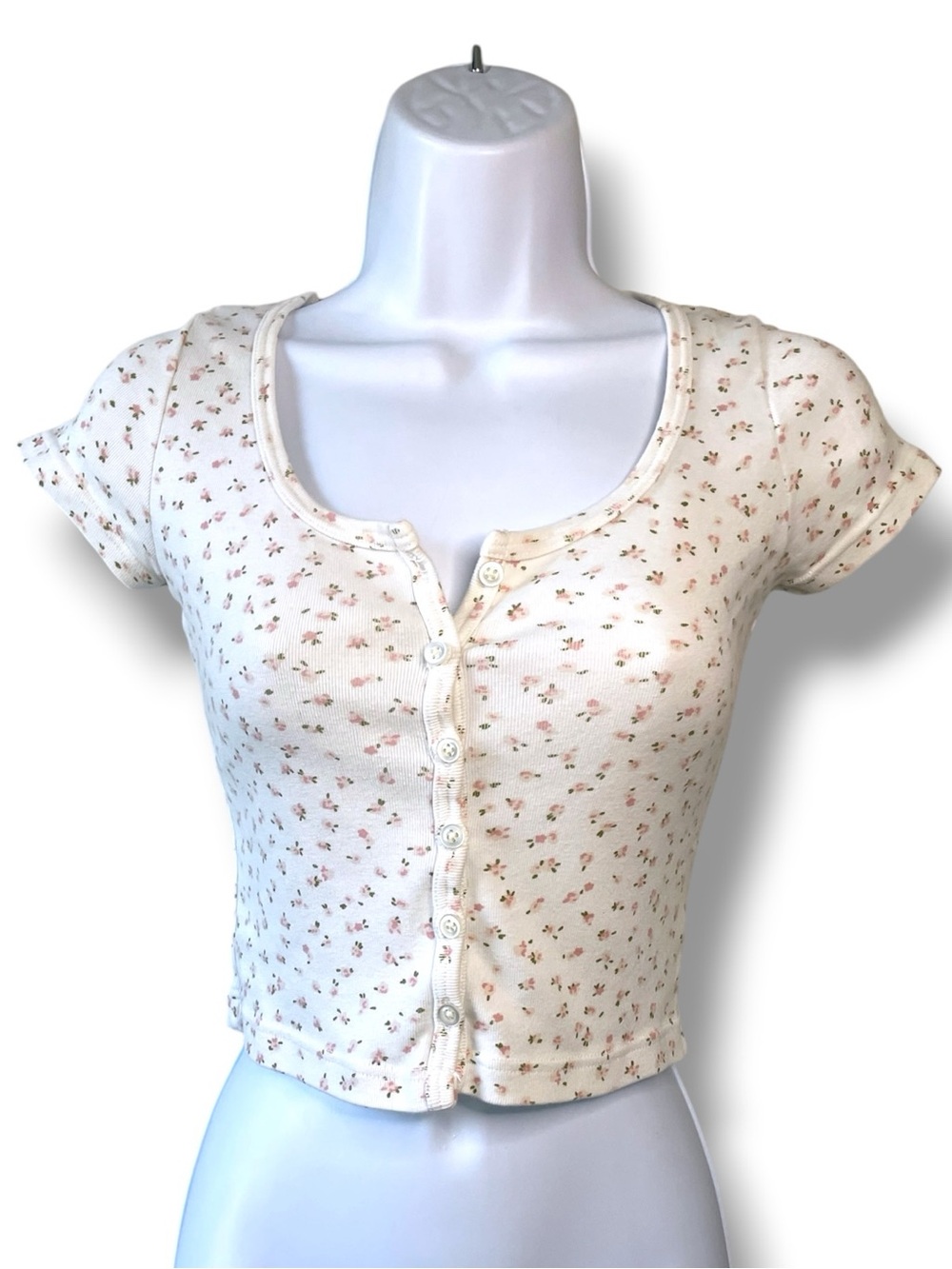Brandy Melville White Pink Floral Ribbed Henley Baby Tee Crop Top 90s button up - Picture 2 of 11